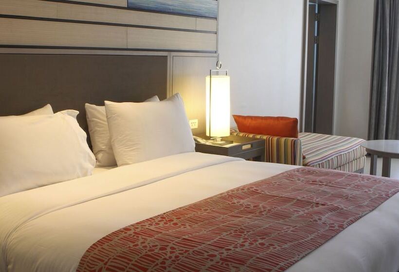 스탠다드 룸, Holiday Inn Resort Phuket, An Ihg