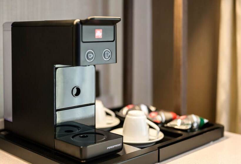 스탠다드 룸 1층, Holiday Inn Resort Phuket, An Ihg