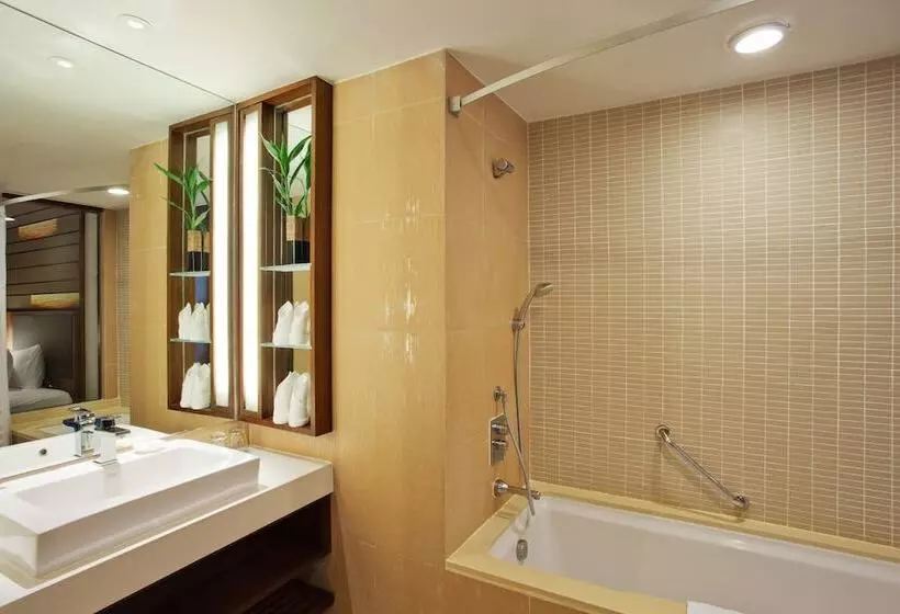 ２ダブルベッドのスタンダードルーム, Holiday Inn Resort Phuket, An Ihg