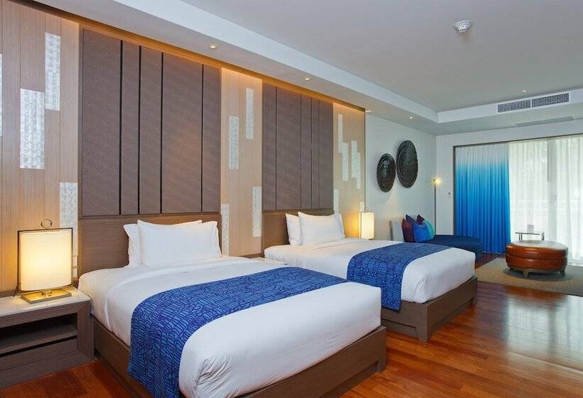 풀장 전망 스위트, Holiday Inn Resort Phuket, An Ihg