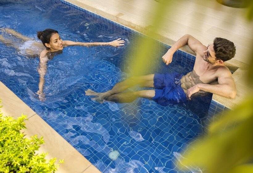 프리미엄 룸, Holiday Inn Resort Phuket, An Ihg