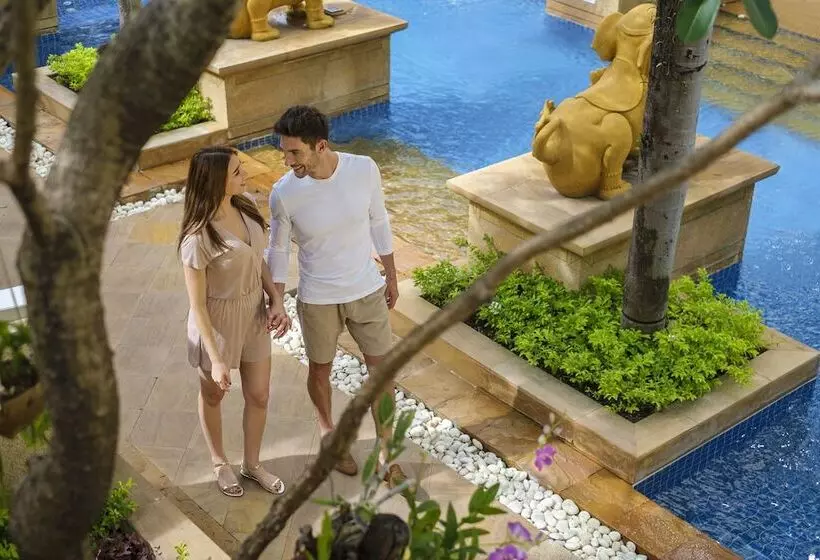 １階のスタンダードルーム, Holiday Inn Resort Phuket, An Ihg