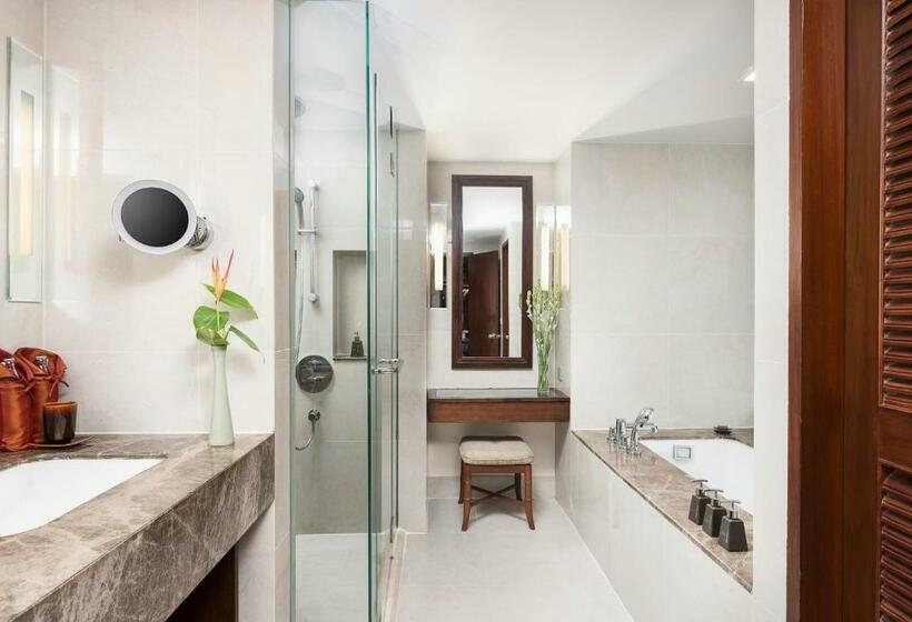 디럭스 주니어 스위트, Anantara Riverside Bangkok Resort