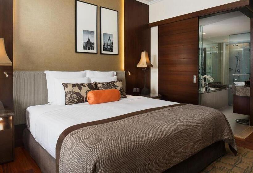 디럭스 룸, Anantara Riverside Bangkok Resort