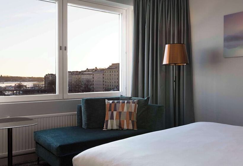 Номер Стандарт Двуспальная Кровать, Hilton Helsinki Strand