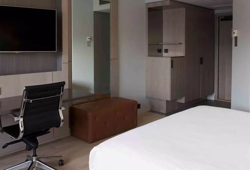 اتاق استاندارد با تخت دوبل, Hilton Helsinki Strand