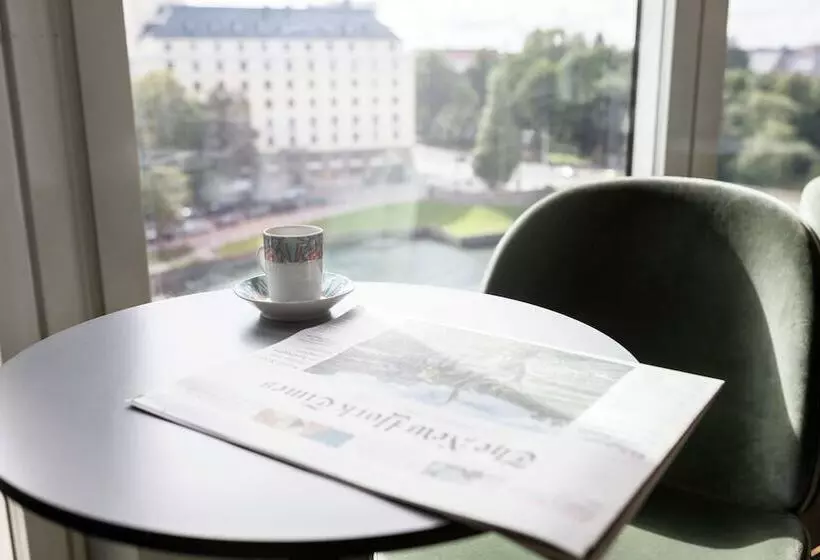 اتاق اجرایی, Hilton Helsinki Strand