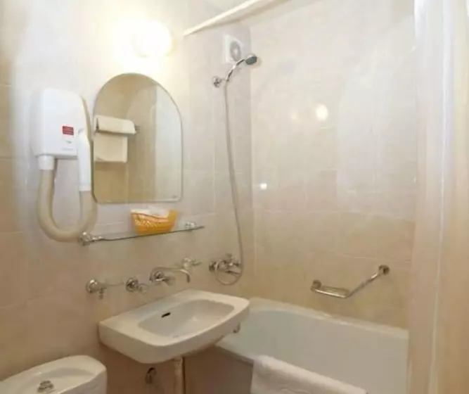 اتاق استاندارد با تخت دوبل, Intourist Khabarovsk