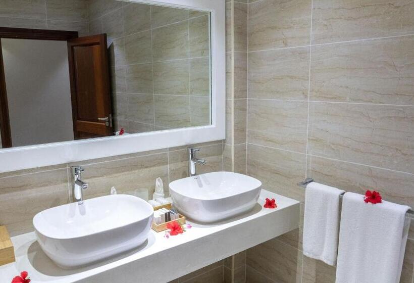 سوییت خانوادگی, L Archipel