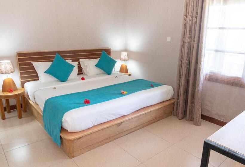 سوییت خانوادگی, L Archipel