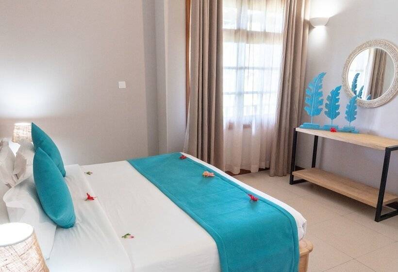 سوییت خانوادگی, L Archipel