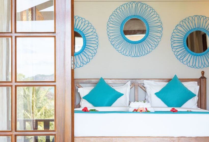 سوییت خانوادگی, L Archipel