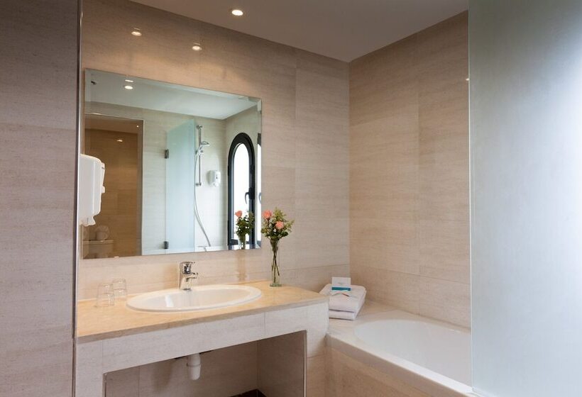 家庭海景房, Tui Blue Manar