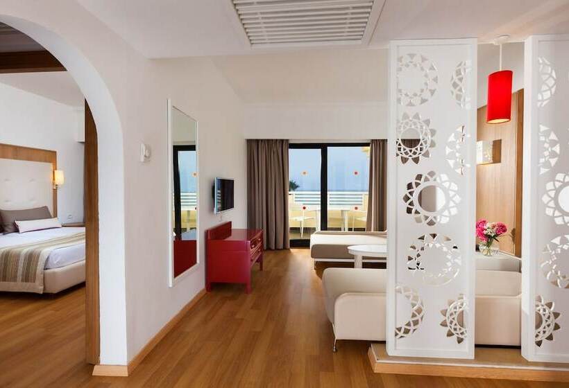 家庭海景房, Tui Blue Manar