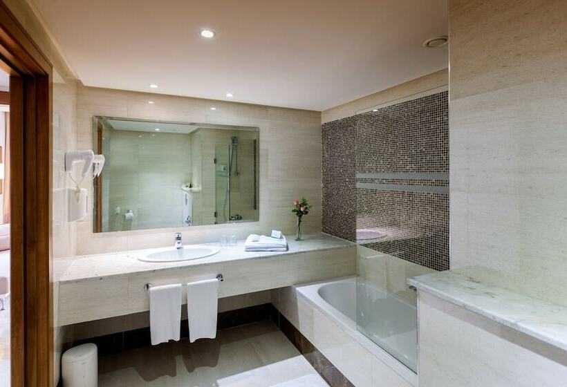 四人标准间, Tui Blue Manar