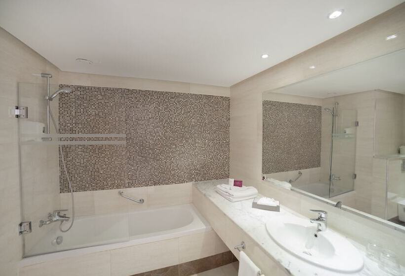 家庭海景房, Tui Blue Manar