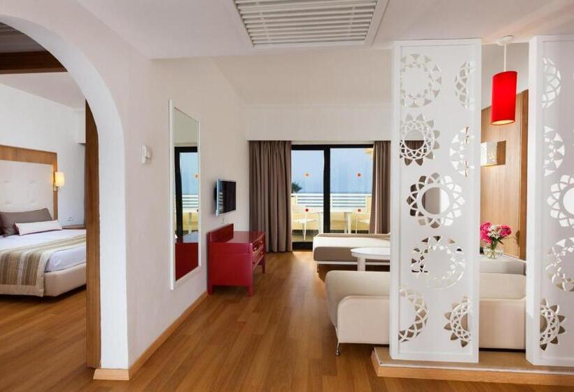 家庭海景房, Tui Blue Manar