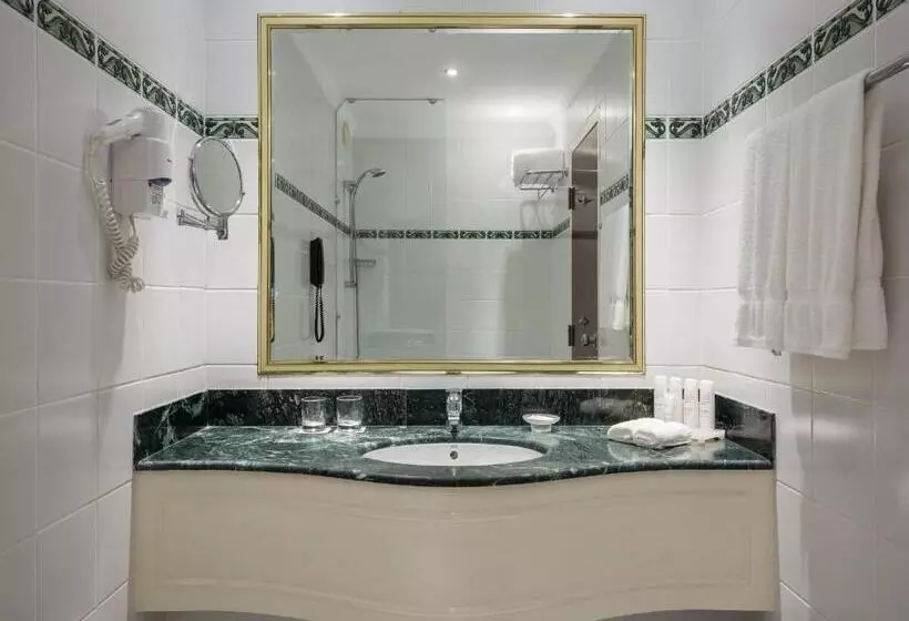 اتاق اجرایی, Radisson Blu Hotel, Yanbu