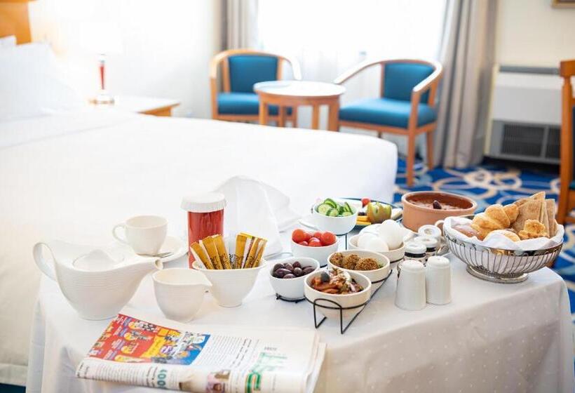 수피리어 룸 가든 전망, Radisson Blu Hotel, Yanbu