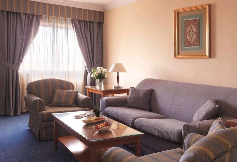Люкс Вид на Сад, Radisson Blu Hotel, Yanbu
