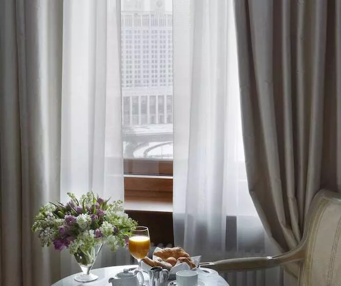 シティビューのスーペリアルーム, Radisson Collection Hotel, Moscow