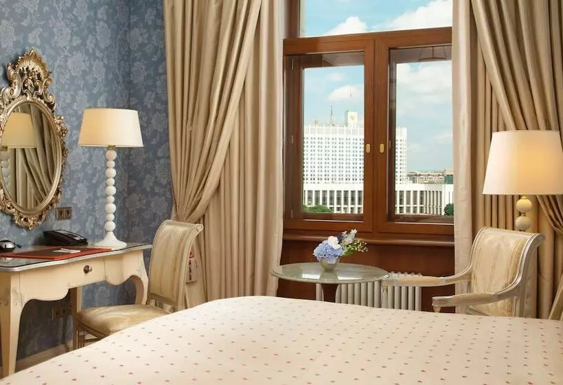シティビューのスーペリアルーム, Radisson Collection Hotel, Moscow
