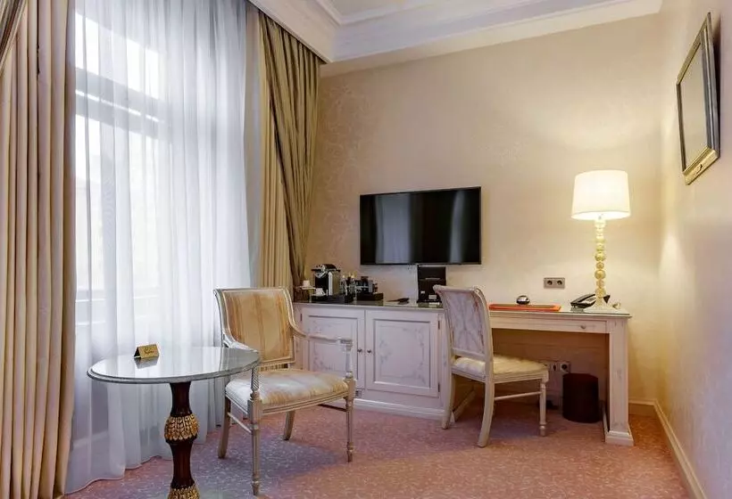 スーペリアールーム, Radisson Collection Hotel, Moscow
