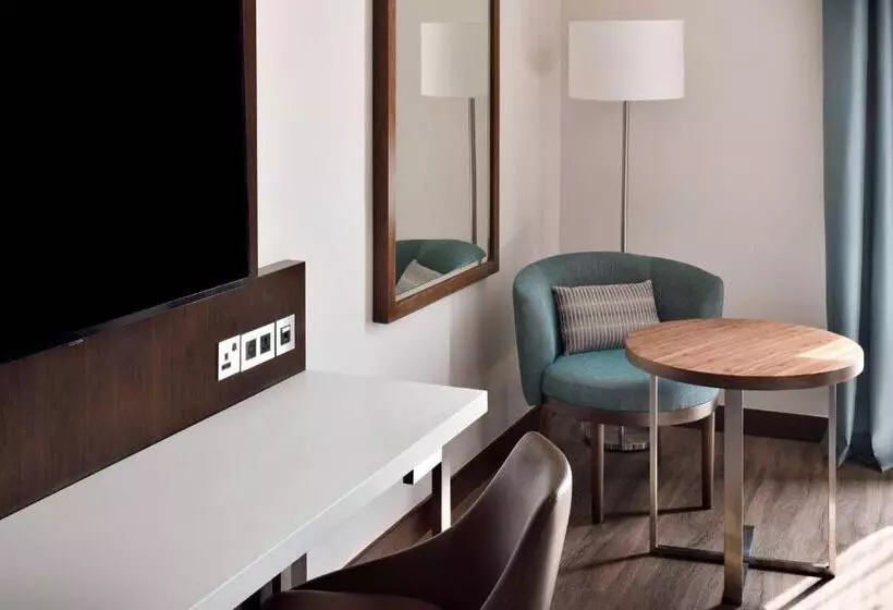 اتاق استاندارد, Riyadh Airport Marriott
