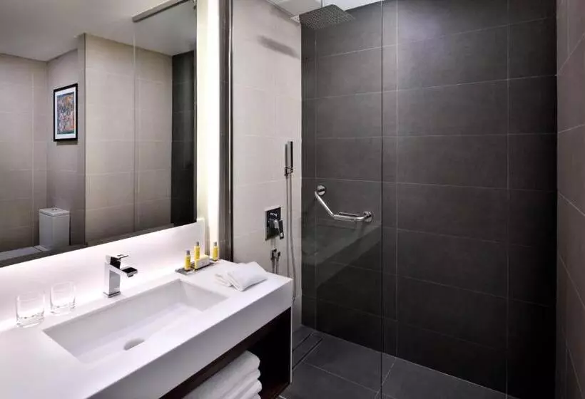 سوئیت جونیور اینتریور, Riyadh Airport Marriott
