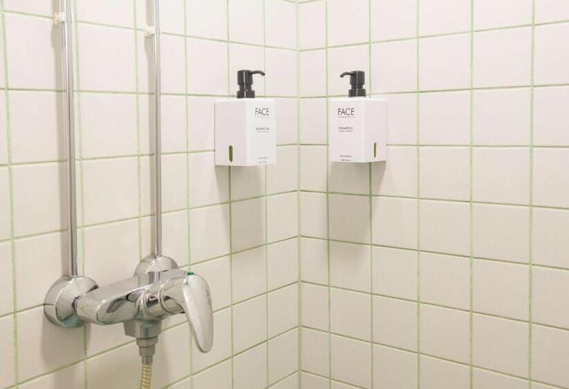 带海景的标准房, Scandic Waskia