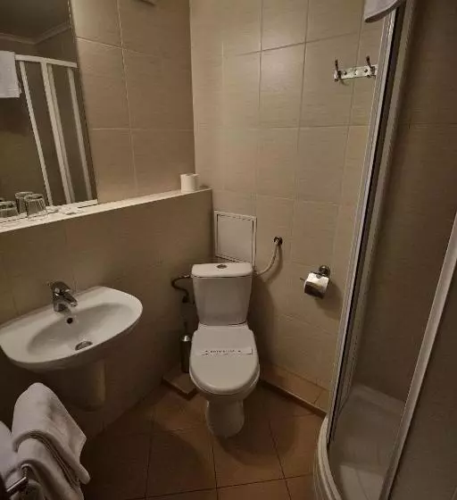 Cameră Standard Individuală, Uzhgorod