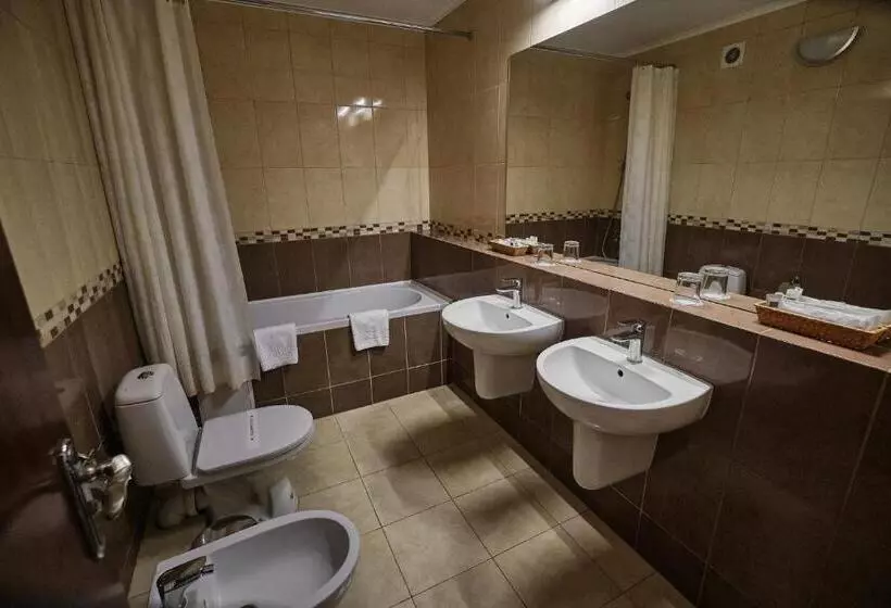 Suite cu balcon, Uzhgorod