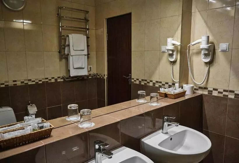 Suite cu balcon, Uzhgorod