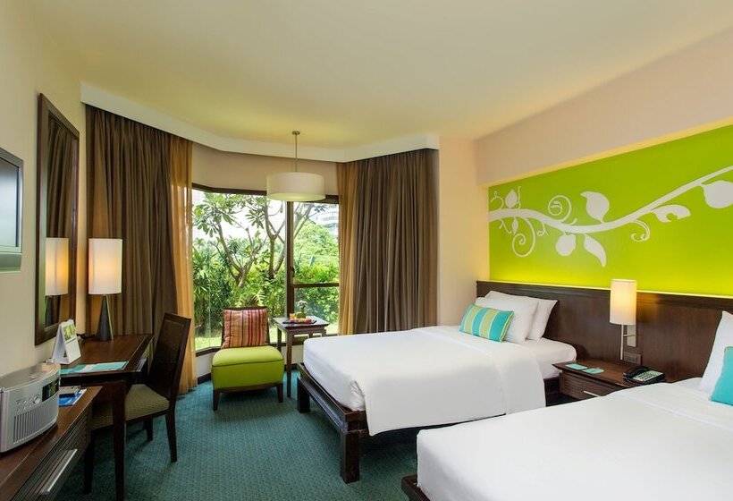 اتاق لوکس با چشمانداز باغ, The Bayview Hotel Pattaya