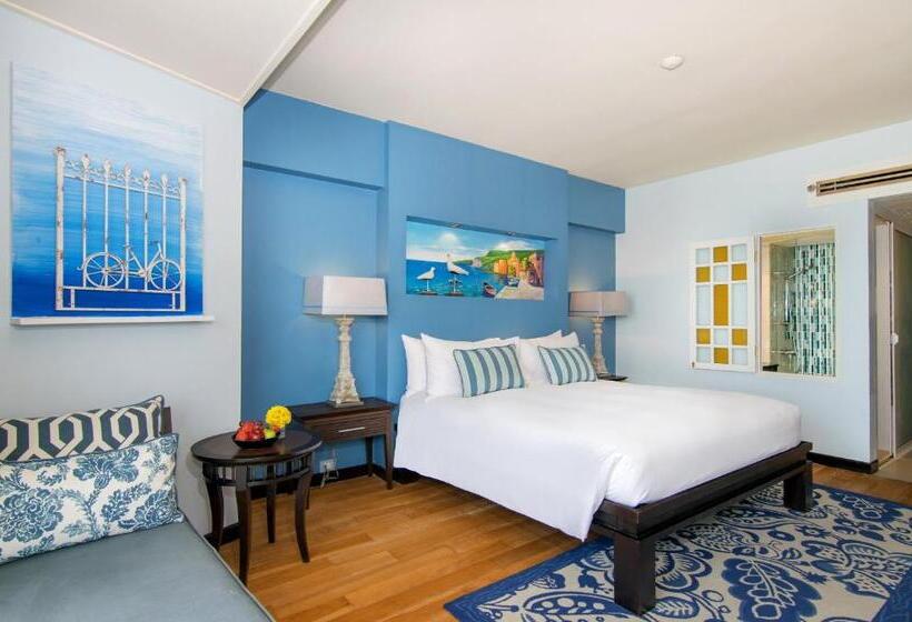 اتاق لوکس با چشمانداز دریا, The Bayview Hotel Pattaya