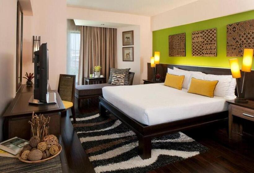 테마 스위트, The Bayview Hotel Pattaya