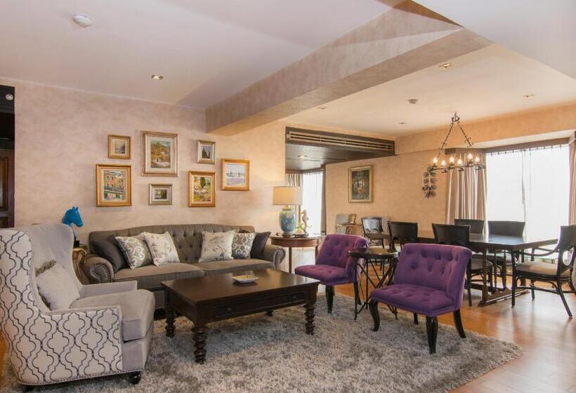 سوییت لوکس, The Bayview Hotel Pattaya