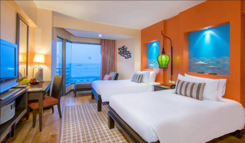 اتاق لوکس با چشمانداز دریا, The Bayview Hotel Pattaya
