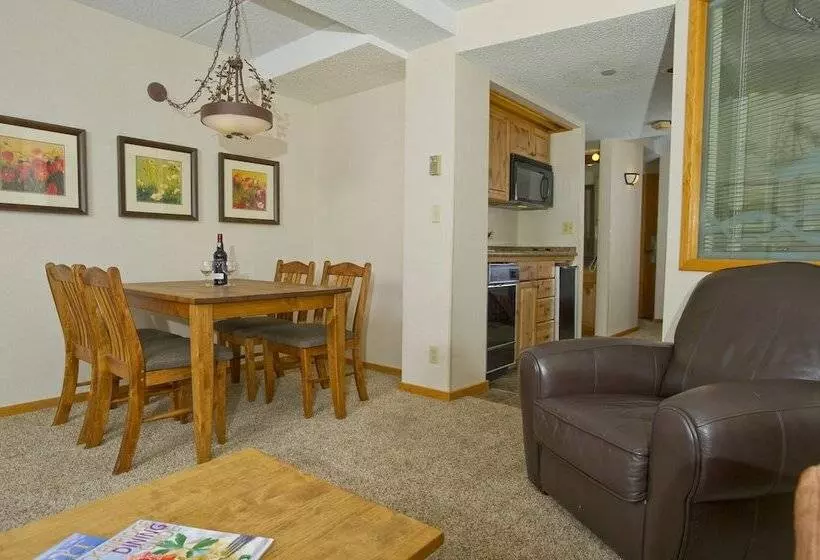 سوییت, Beaver Run Resort
