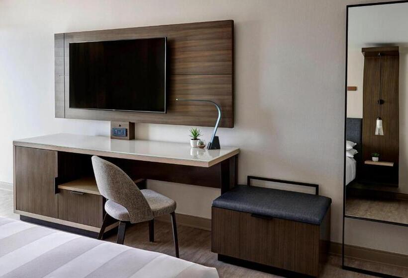 Standard-huone Allasnäkymä, Anaheim Marriott