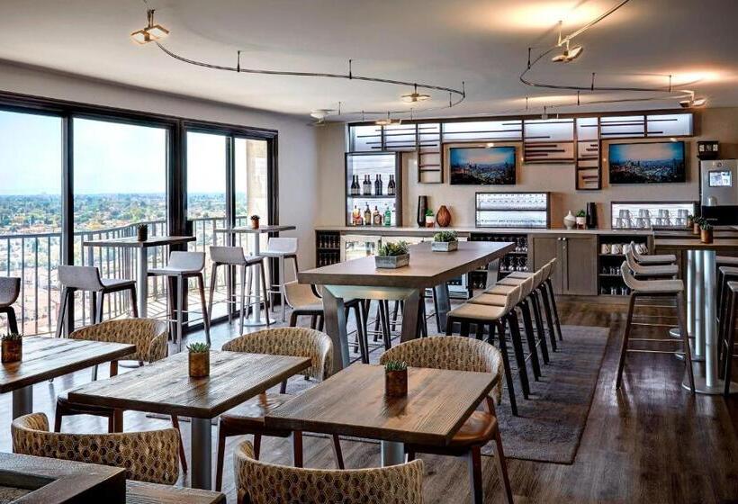 Номер Стандарт, Anaheim Marriott