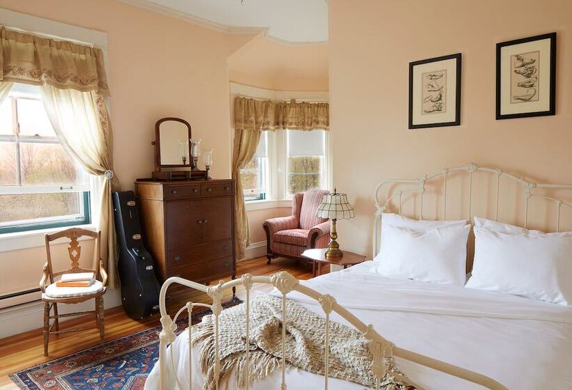 اتاق کلاسیک با تخت دوبل, Apple Tree Inn