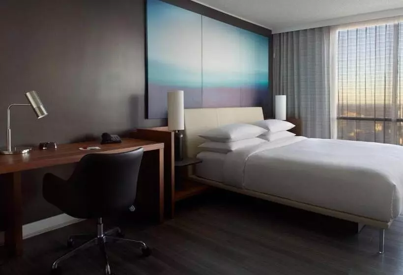 キングサイドベッドのスタンダードワンルーム, Atlanta Marriott Marquis