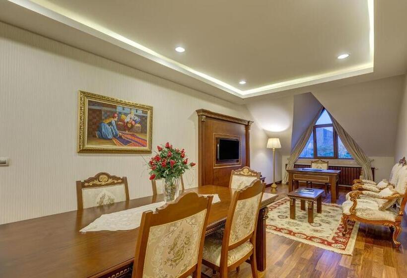 キングサイズベッドのスイートルーム, Buyuk Abant