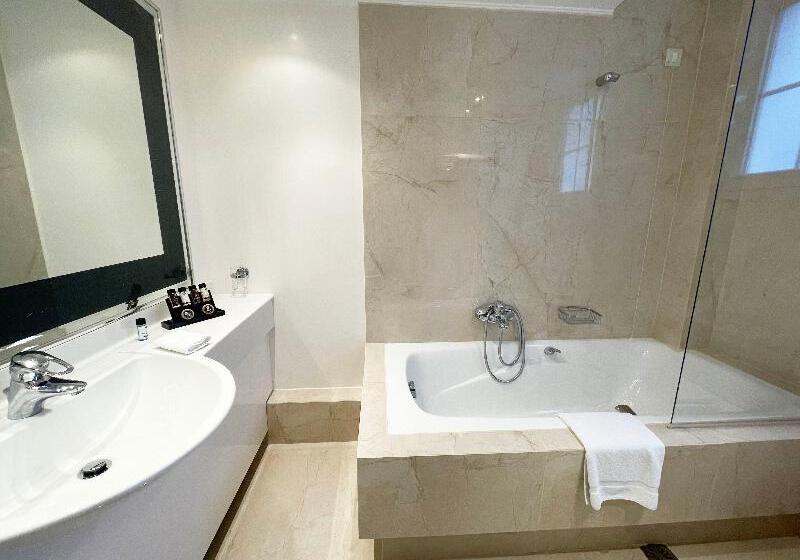 اتاق لوکس خانوادگی, Chateau De Chine Hualien