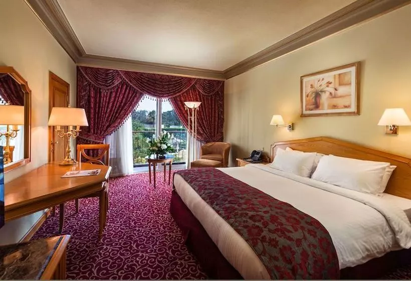 اتاق اجرایی, Concorde El Salam Cairo Hotel & Casino
