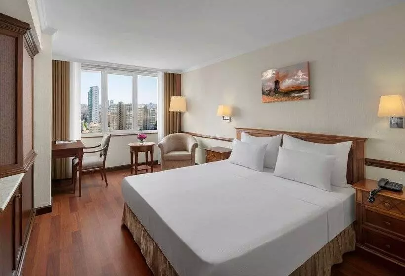 スイート(家族用), Dedeman Istanbul