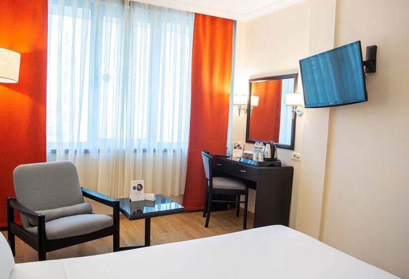 キングサイズベッドのスーペリアルーム, Dedeman Istanbul