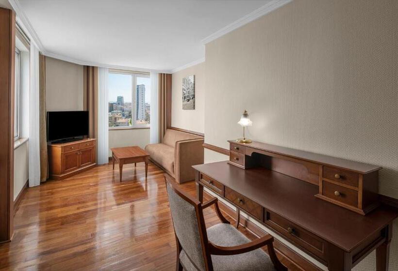 スイート（家族用）, Dedeman Istanbul