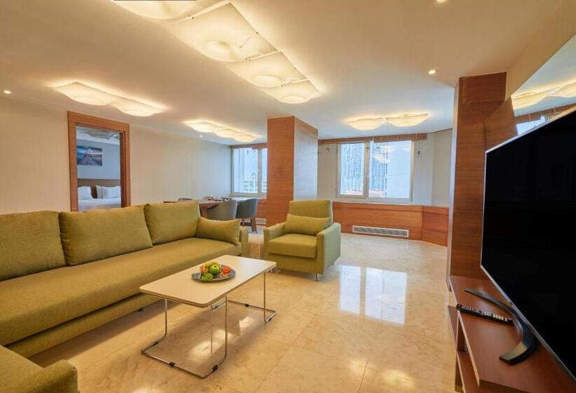 エクゼクティブスイート, Dedeman Istanbul